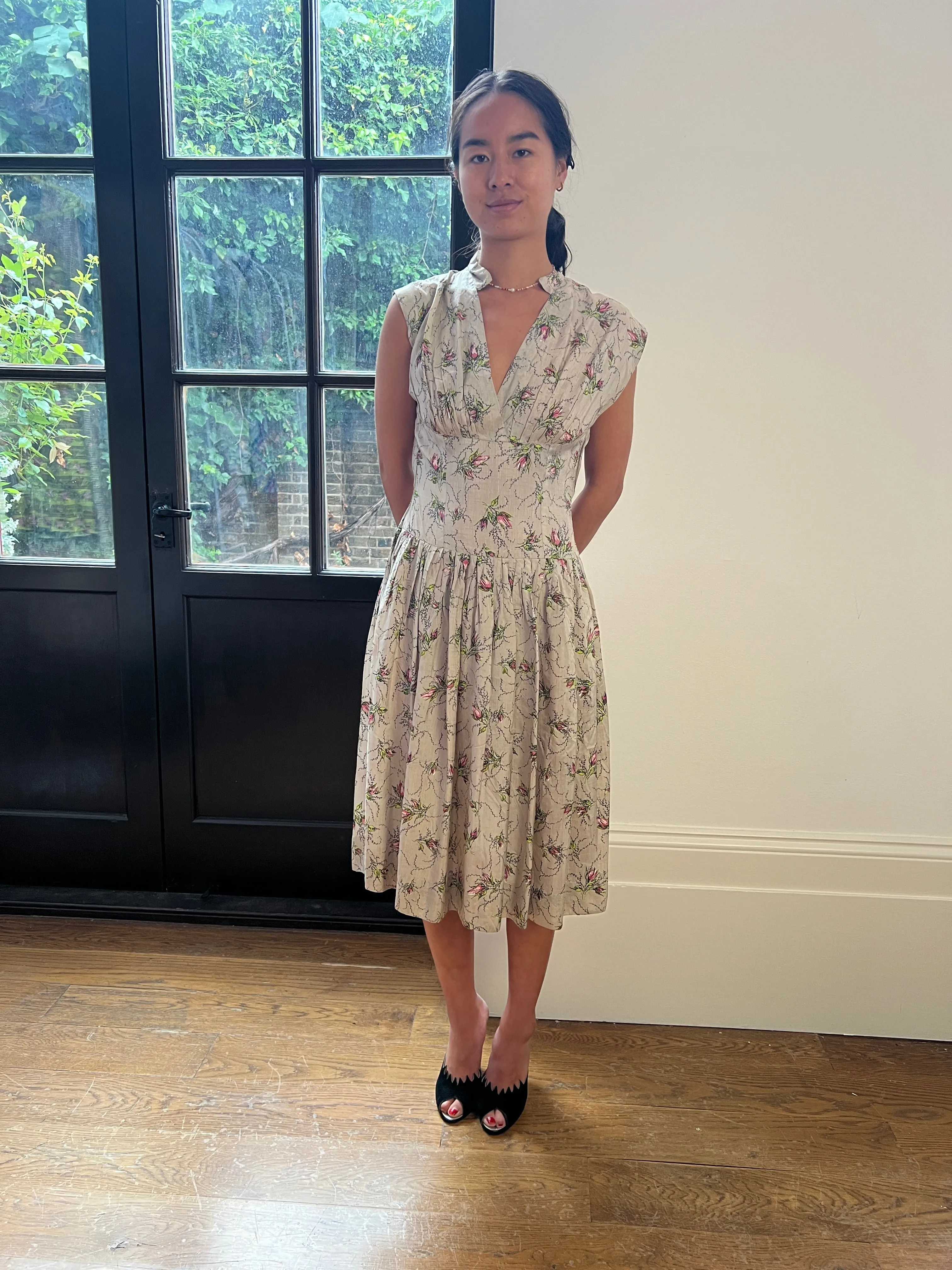 1950s Victor Josselyn Silk Floral Rose Spray Print Dress