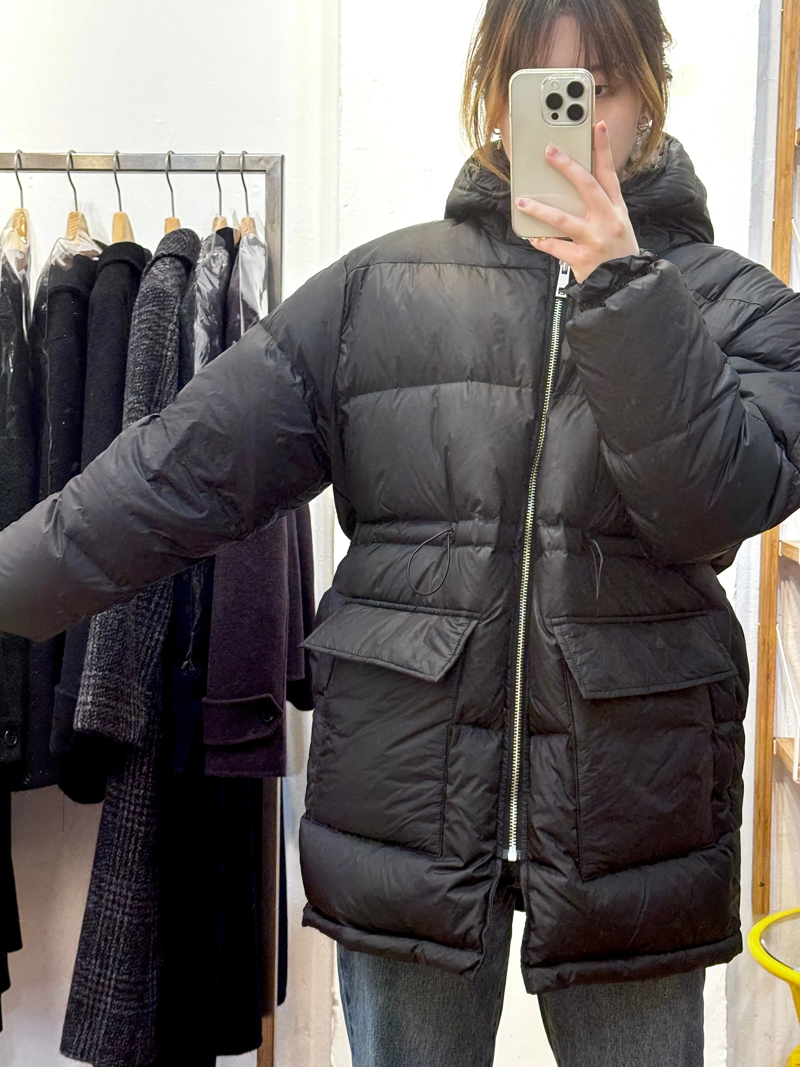 Black Zippered Goose Down Jacket