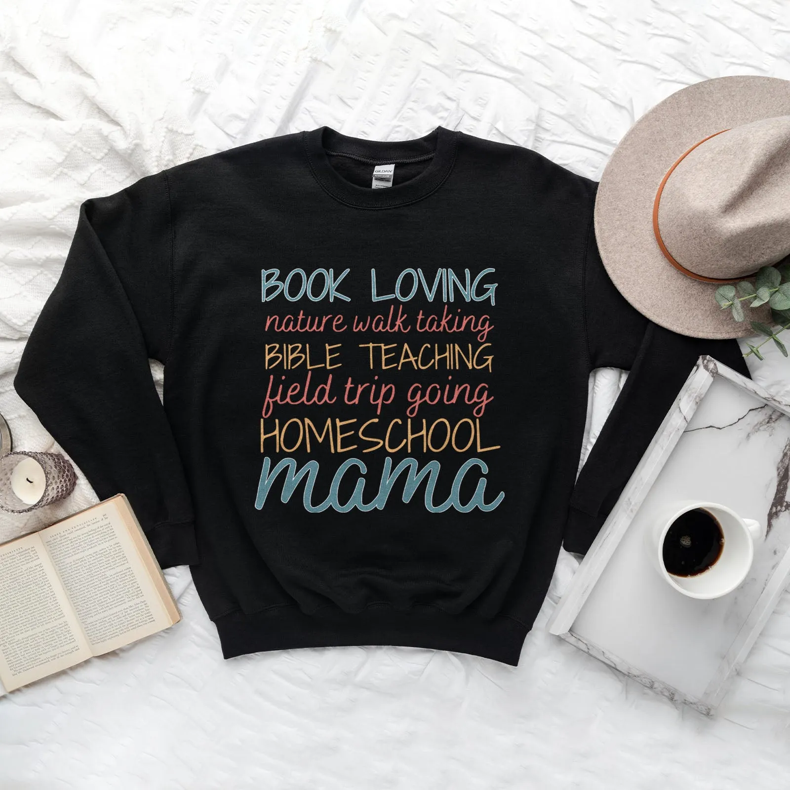 Book Loving Homeschool Mama Sweatshirt