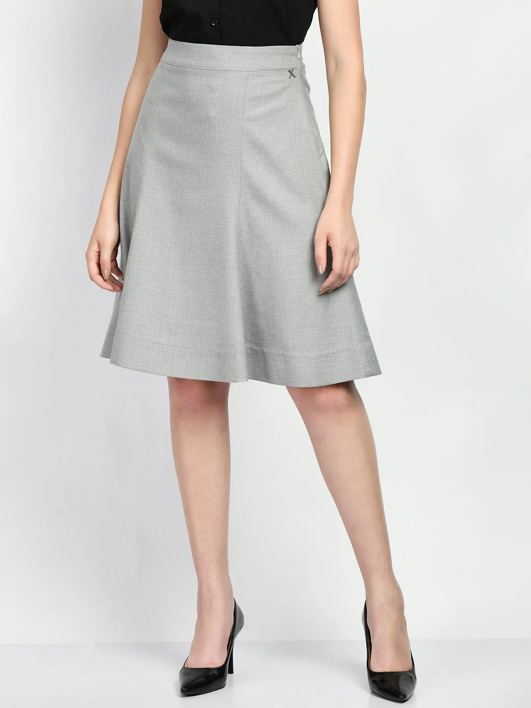 Exude Decisiveness Checked A-line Skirt (Grey)