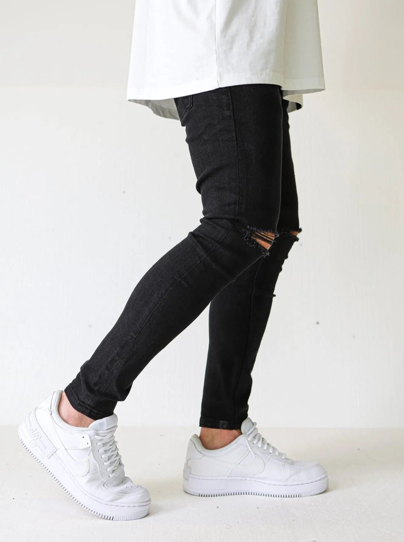 Knee Destroyed 4 Way Stretch Black Jeans