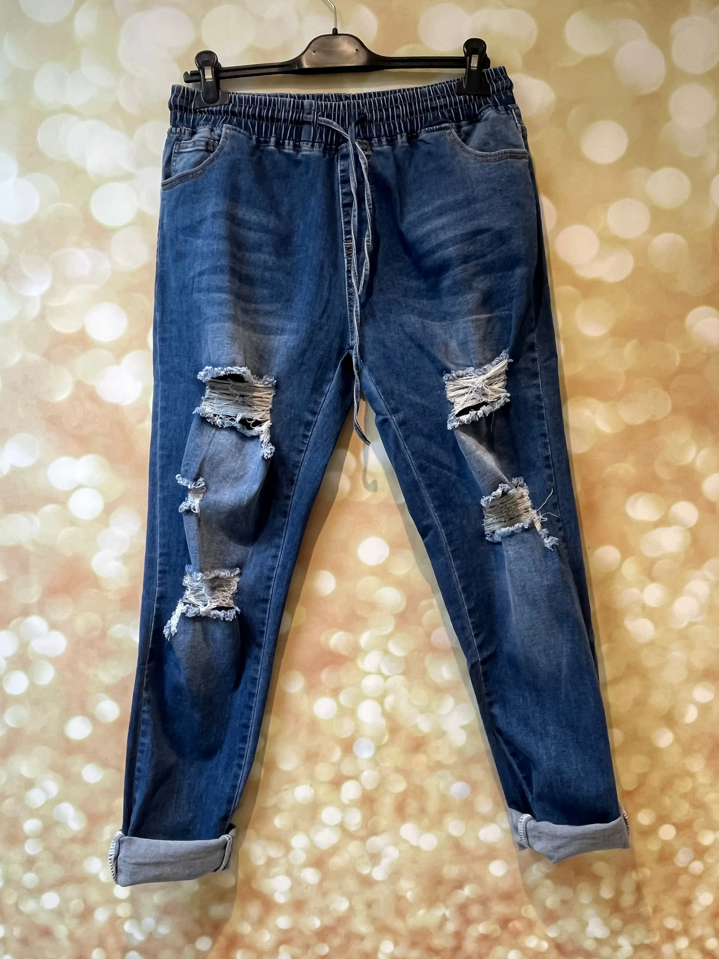 Ripped Denim Magic Mid wash Jeans